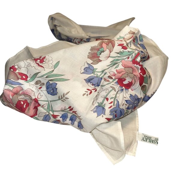Laura Ashley Vintage cotton white blue pink floral print large scarf - Picture 1 of 8
